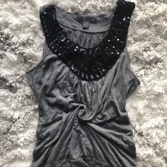Sequins sleeveless dress top - Picture 4 of 7